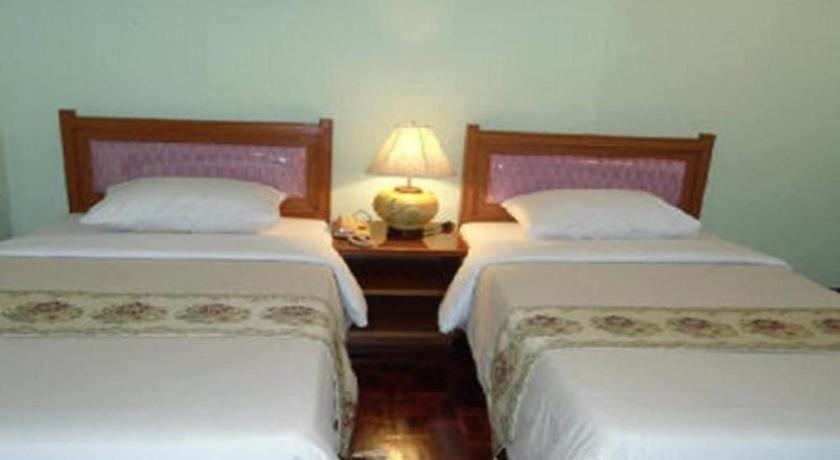 Ubon Hotel Ubon Ratchathani Bagian luar foto